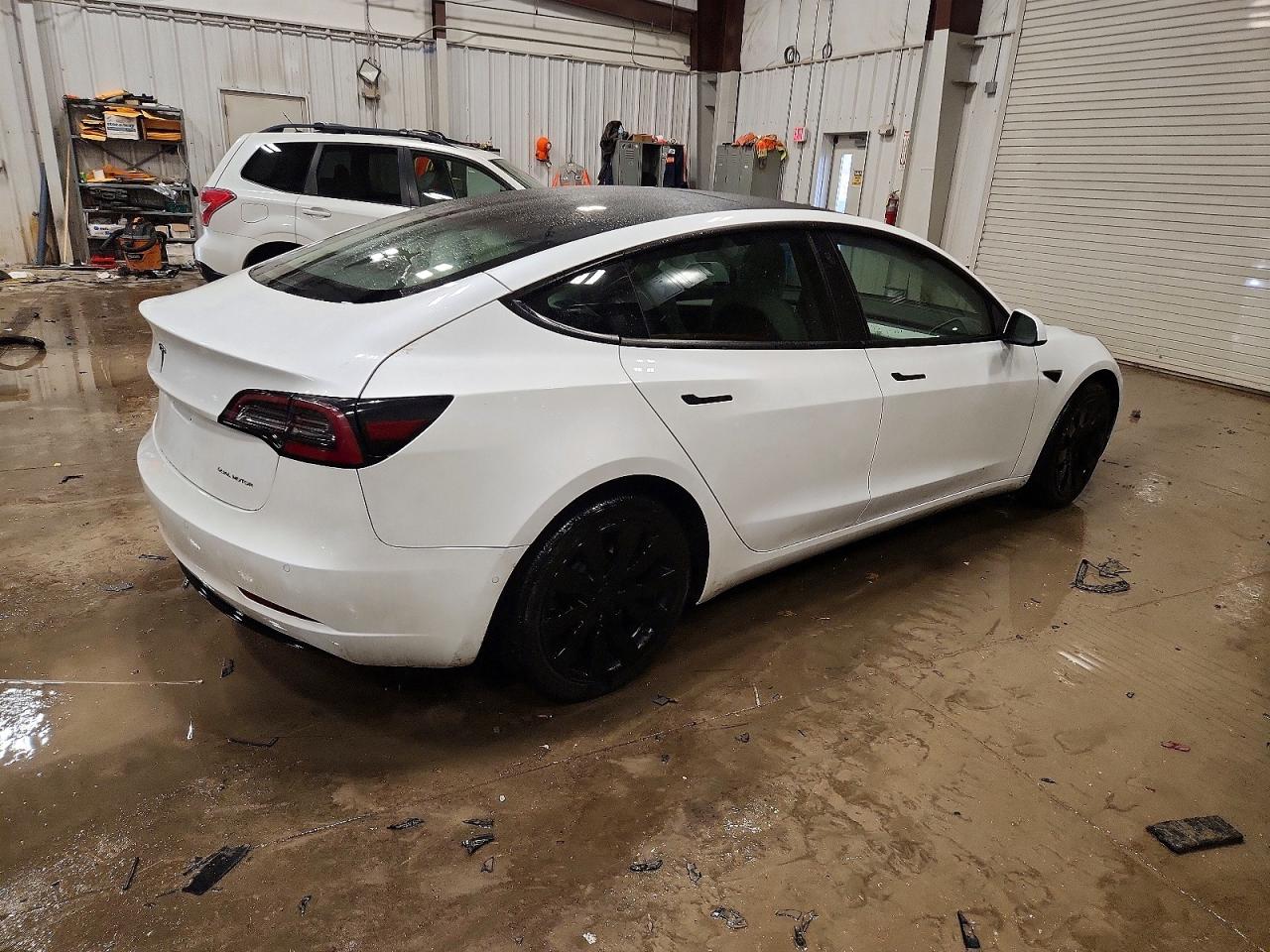 2022 TESLA MODEL 3 photo 3