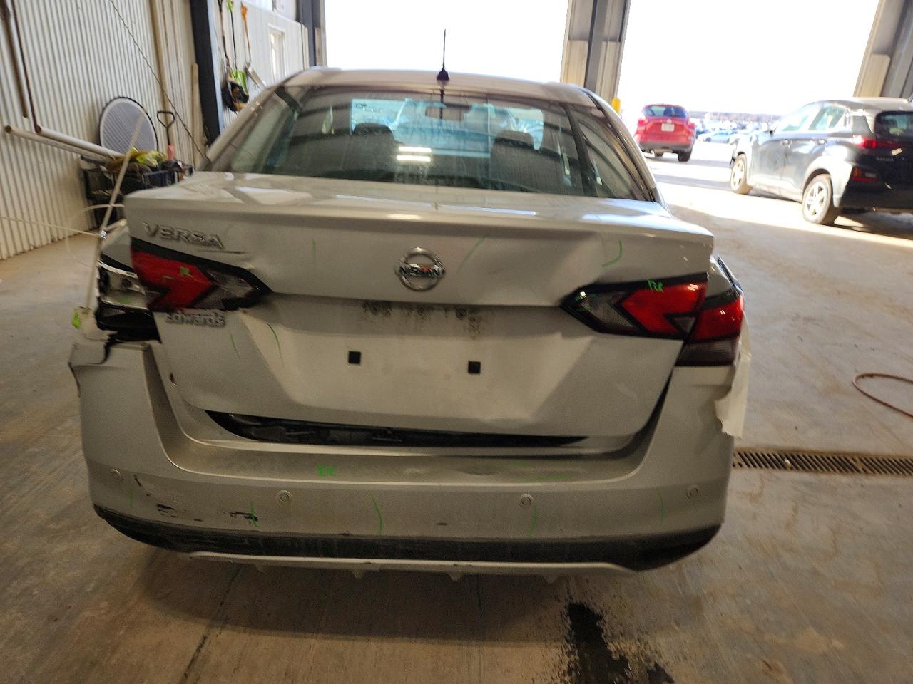 2020 NISSAN VERSA S photo 6