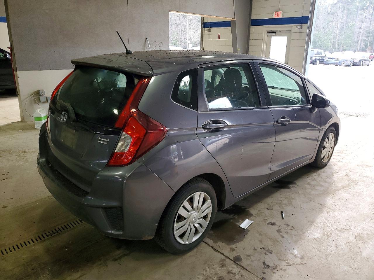 2015 HONDA FIT photo 3