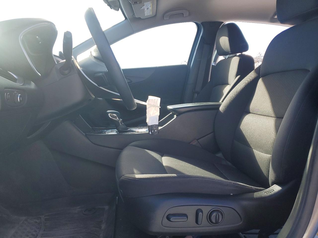 2022 CHEVROLET MALIBU LT photo 7