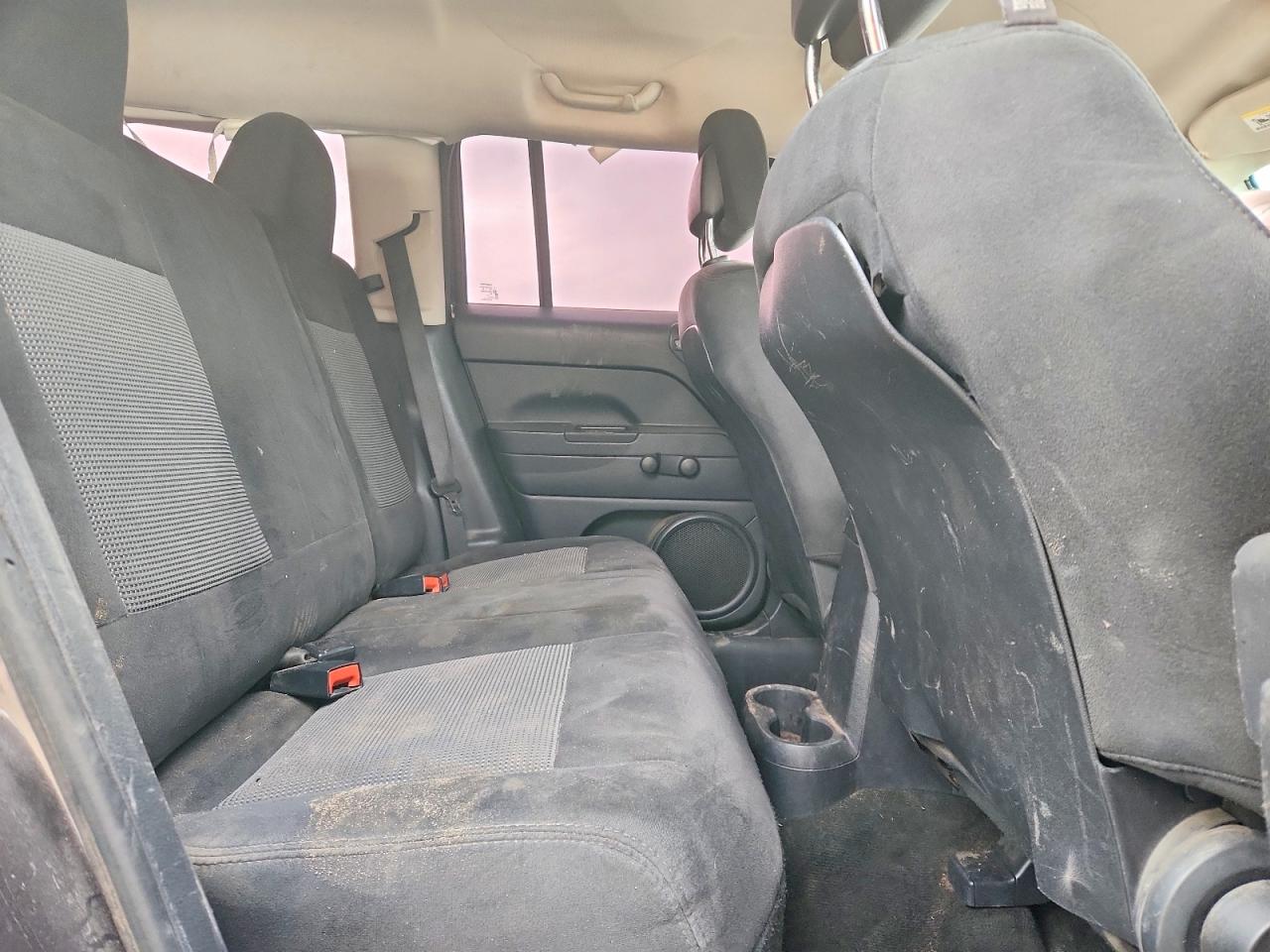 2015 JEEP PATRIOT SPORT photo 10