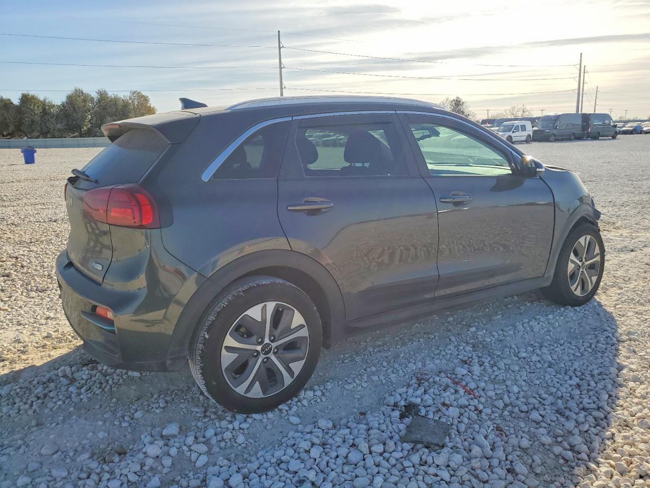 2022 KIA NIRO EX PREMIUM photo 3