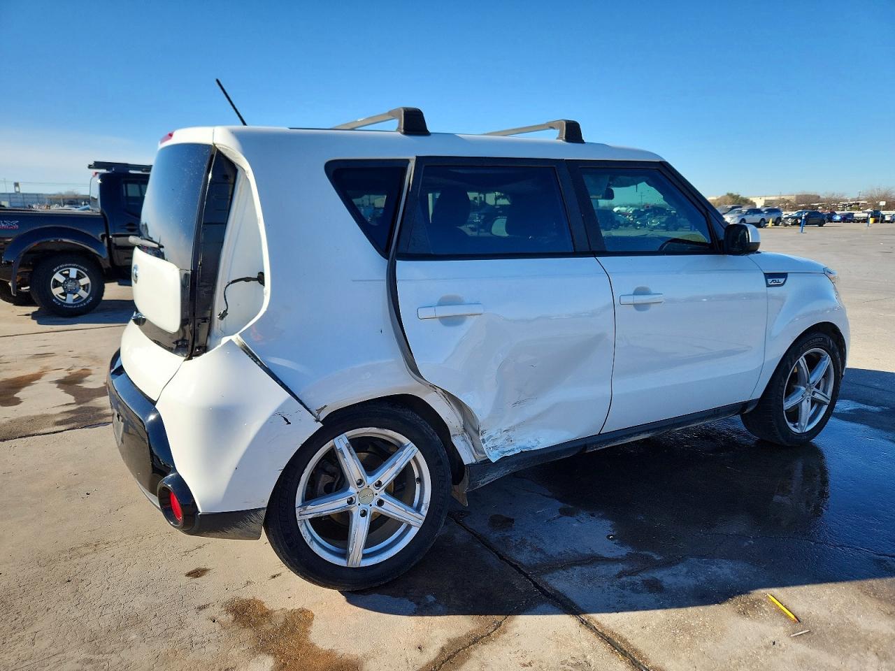 2016 KIA SOUL + photo 3