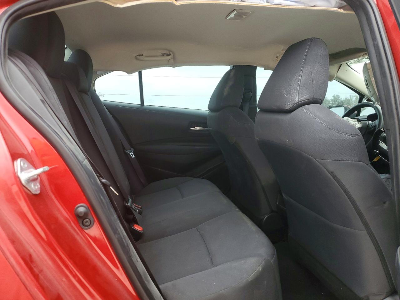 2021 TOYOTA COROLLA LE photo 10