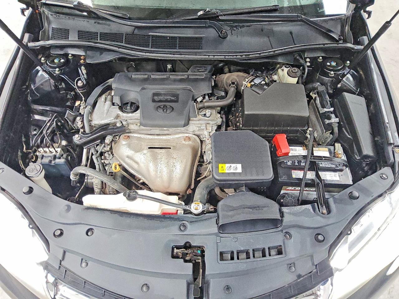 2017 TOYOTA CAMRY LE photo 31