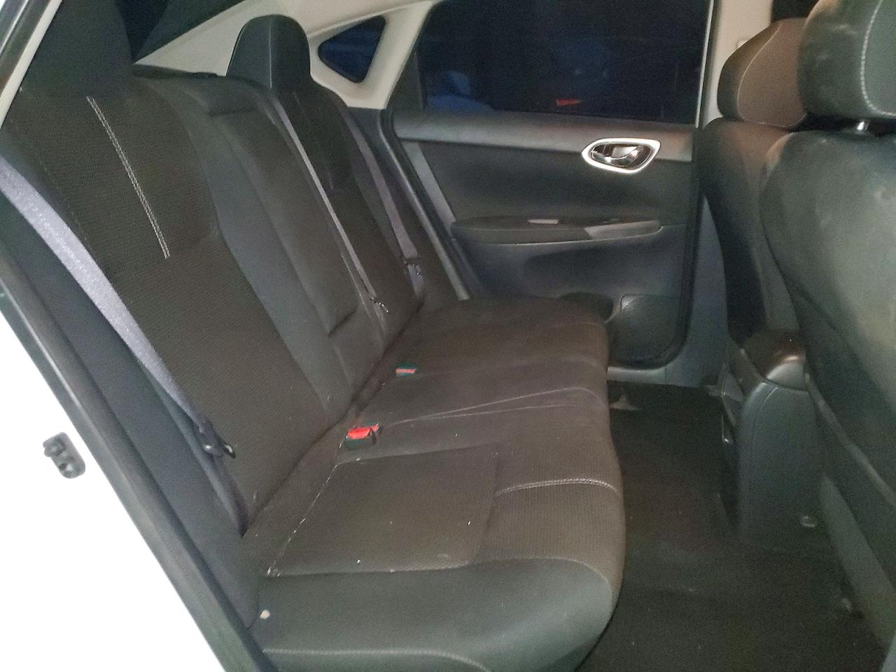 2015 NISSAN SENTRA S photo 10