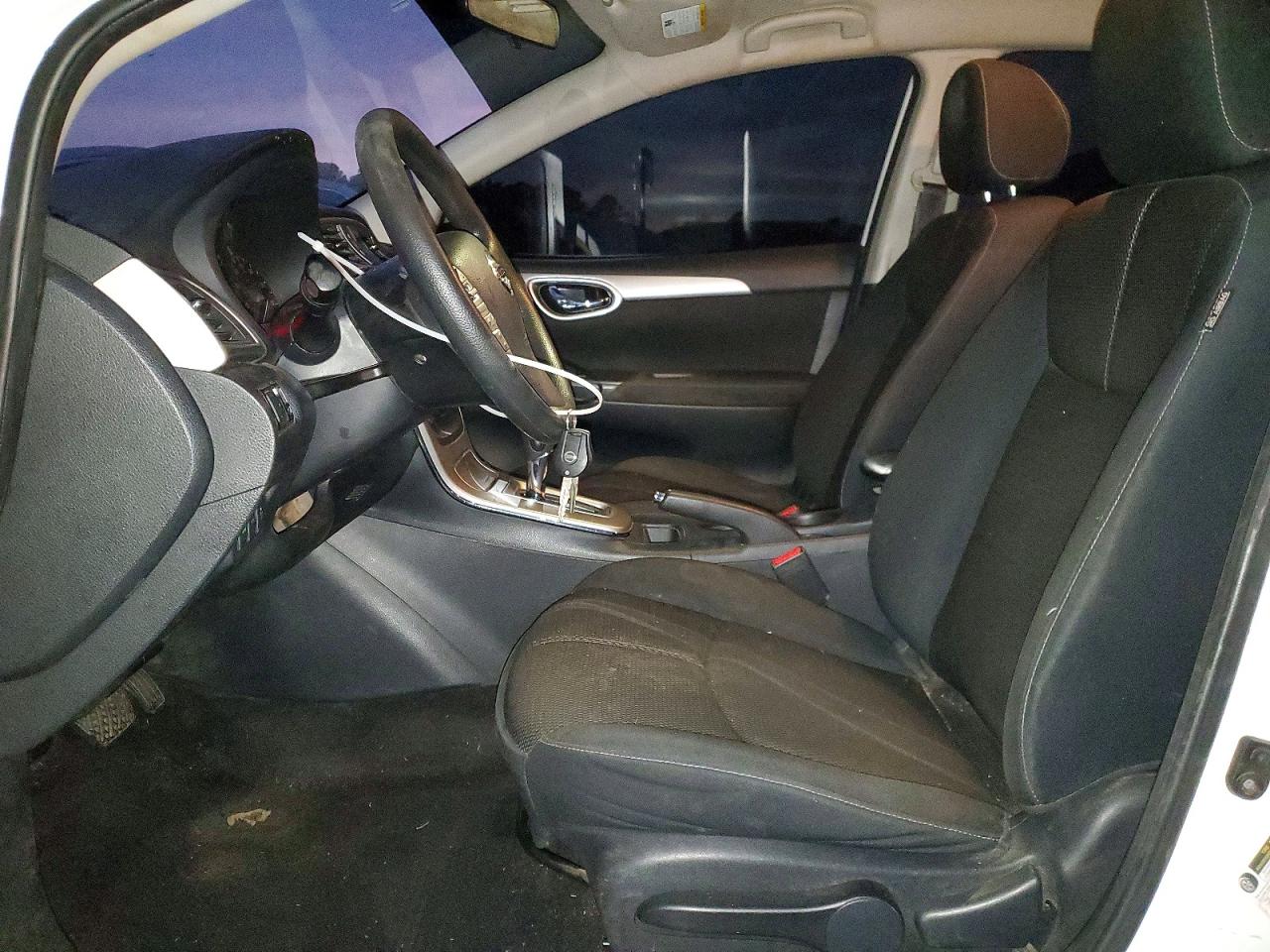 2015 NISSAN SENTRA S photo 7