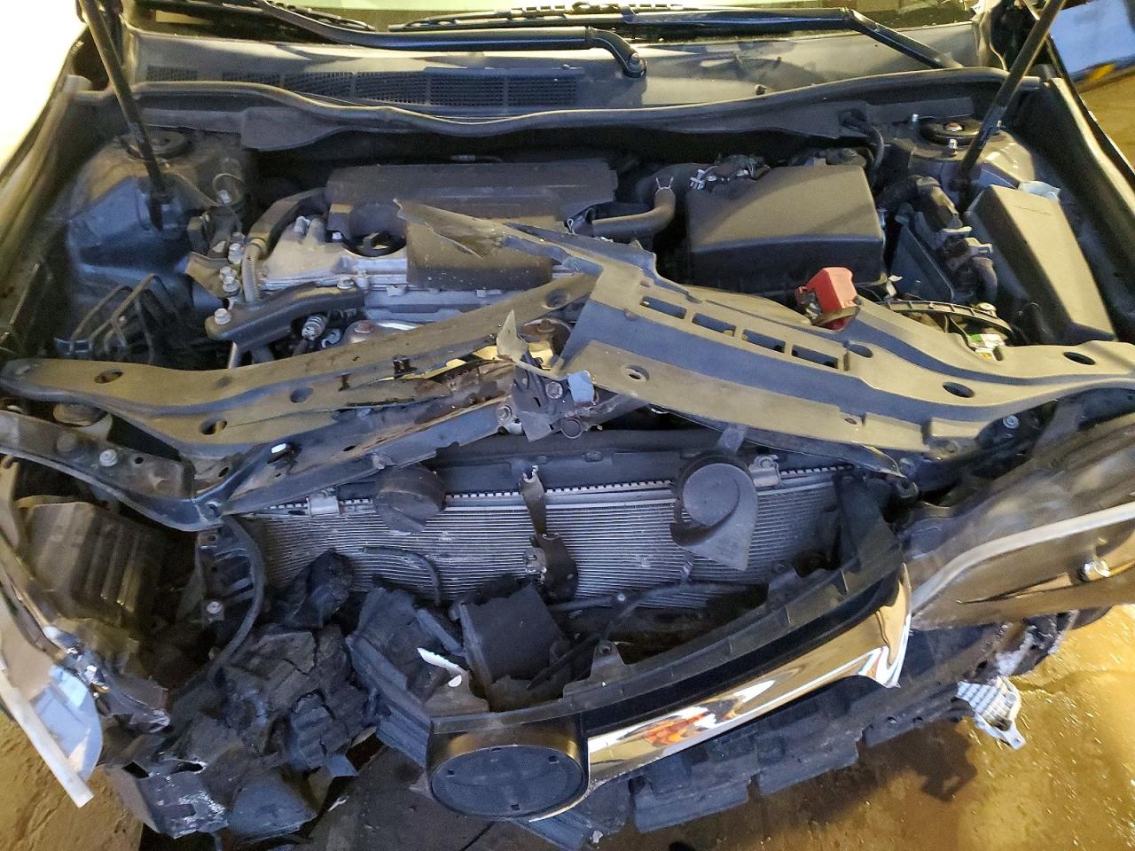 2016 TOYOTA CAMRY LE photo 11