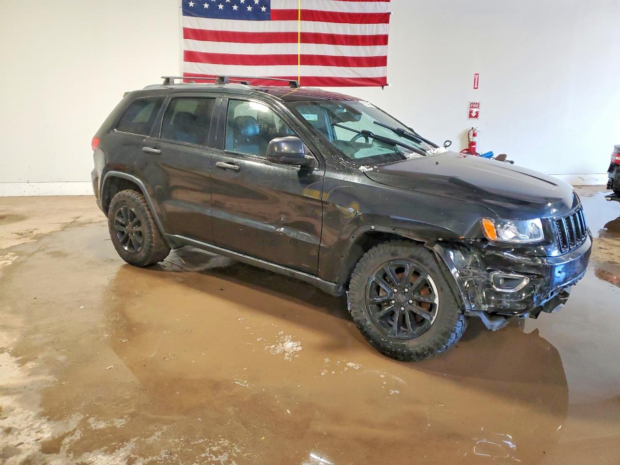 2015 JEEP GRAND CHEROKEE LIMITED photo 4