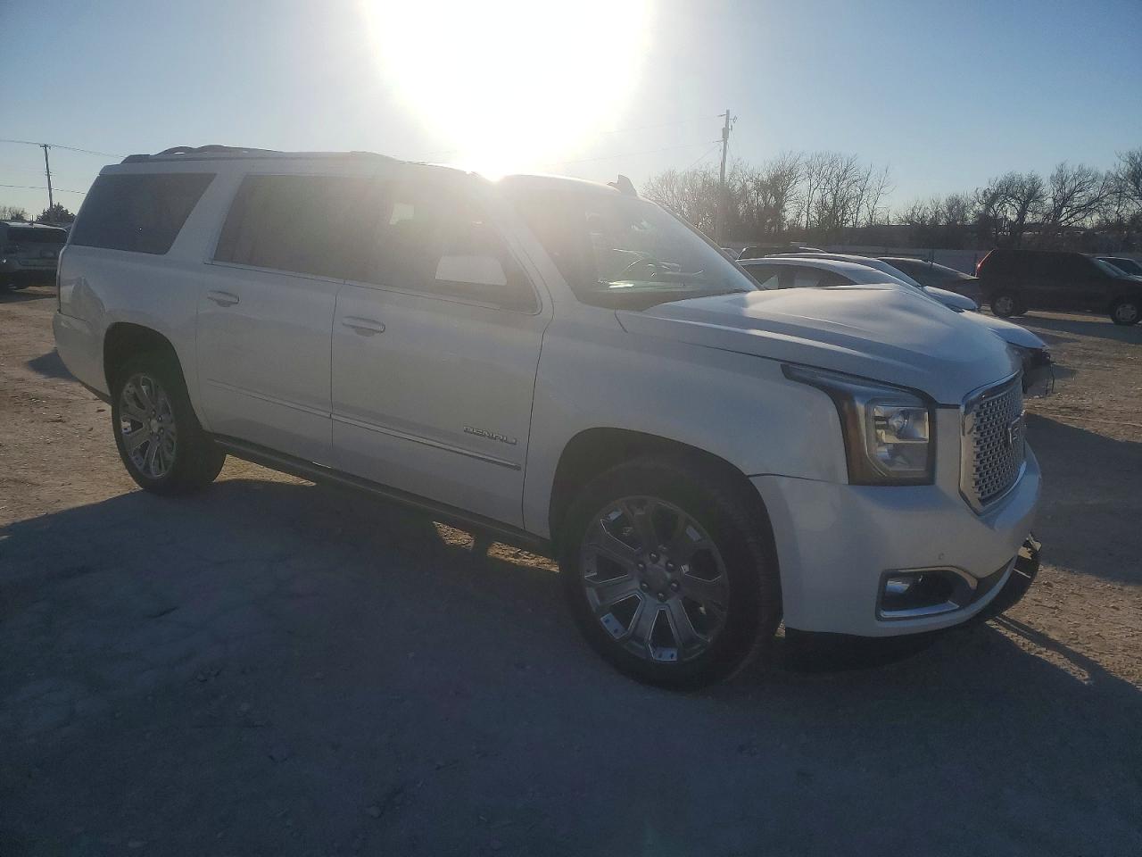 2015 GMC YUKON XL DENALI photo 4