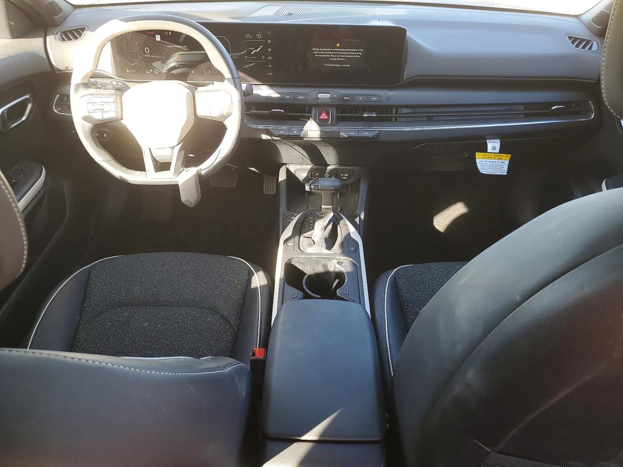 2025 KIA K4 GT LINE photo 8