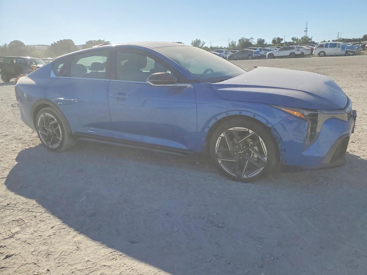 2025 KIA K4 GT LINE photo 4
