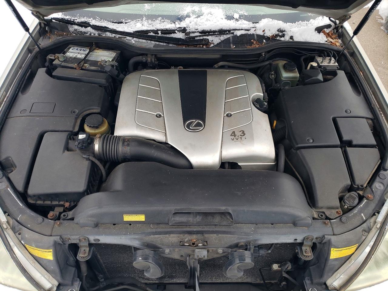2001 LEXUS LS 430 photo 11