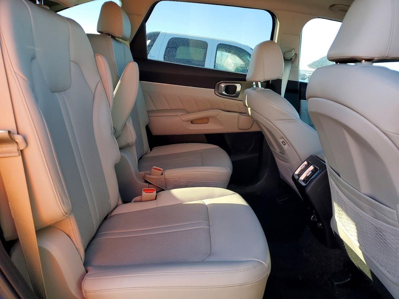 2022 KIA SORENTO SX photo 11