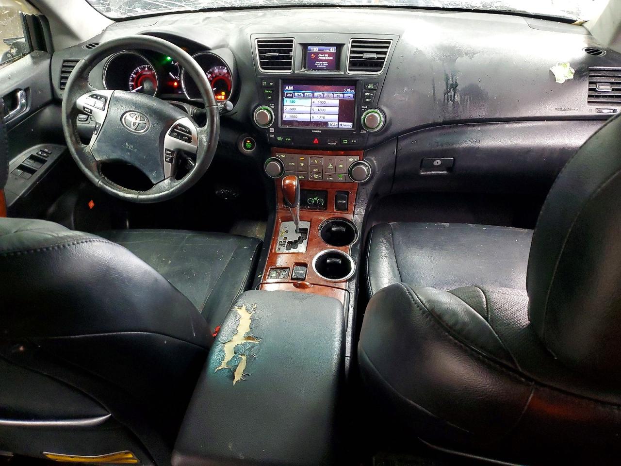 2011 TOYOTA HIGHLANDER LIMITED photo 8