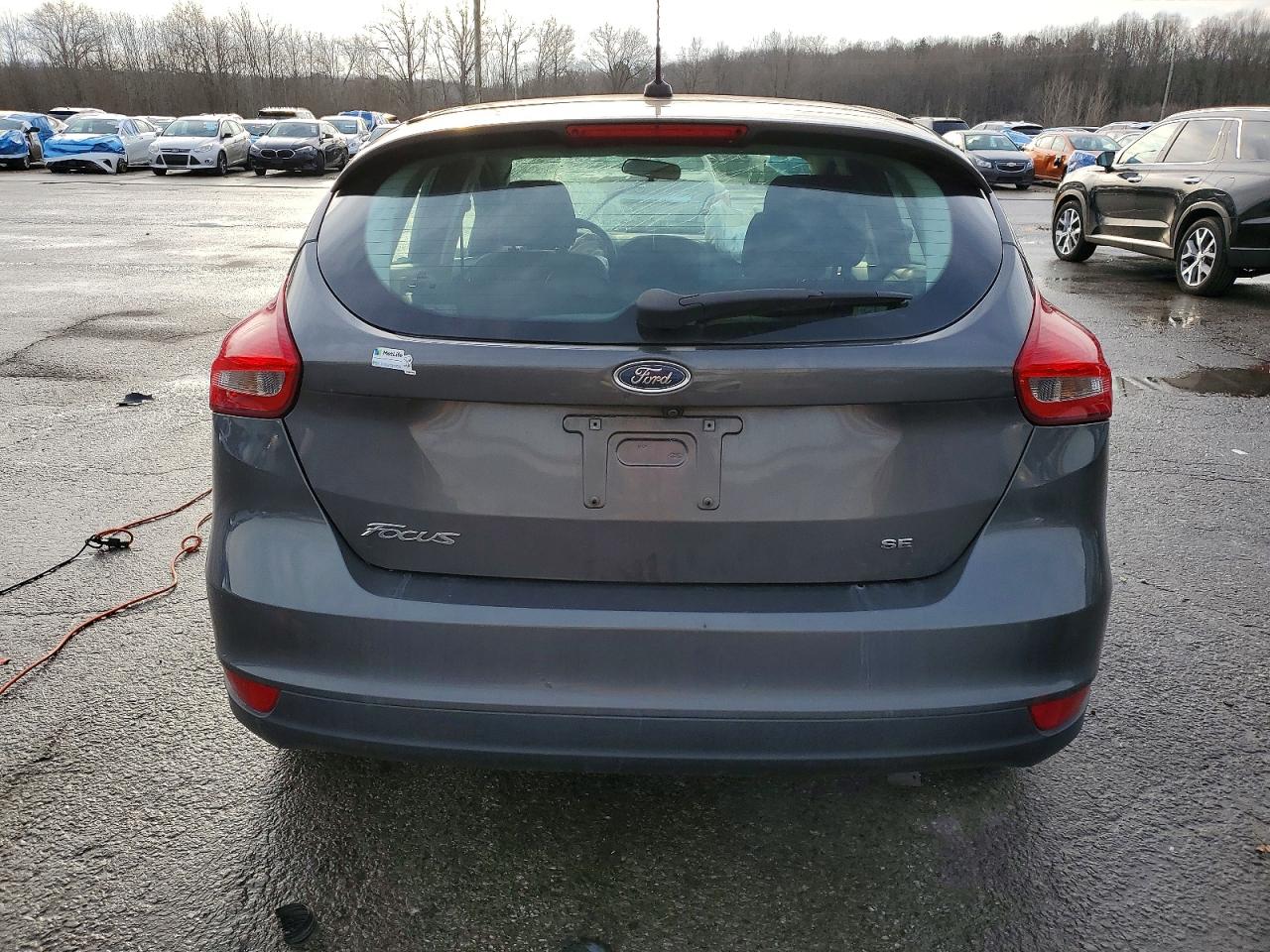 2018 FORD FOCUS SE photo 6