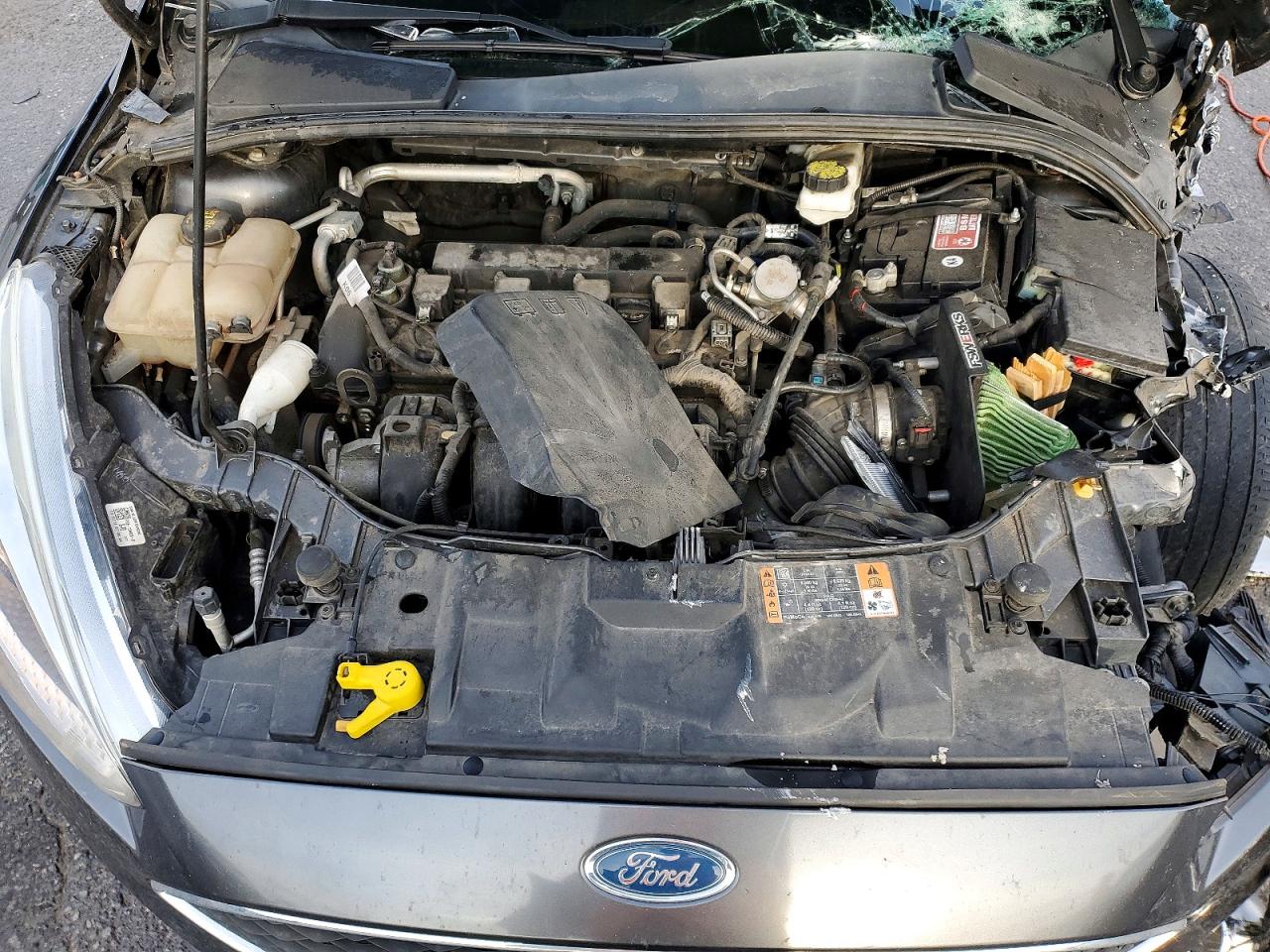 2018 FORD FOCUS SE photo 11