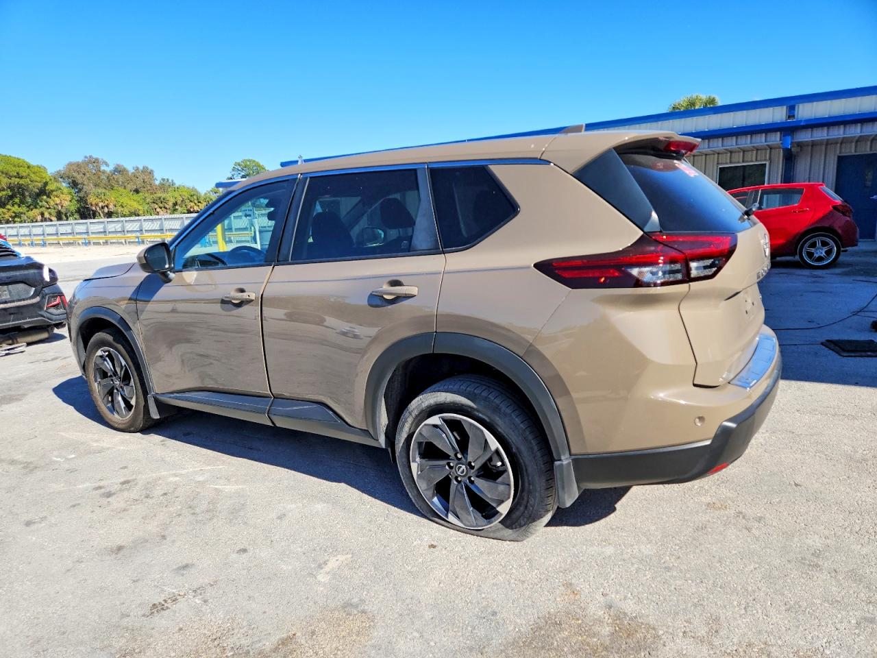 2024 NISSAN ROGUE SV photo 2