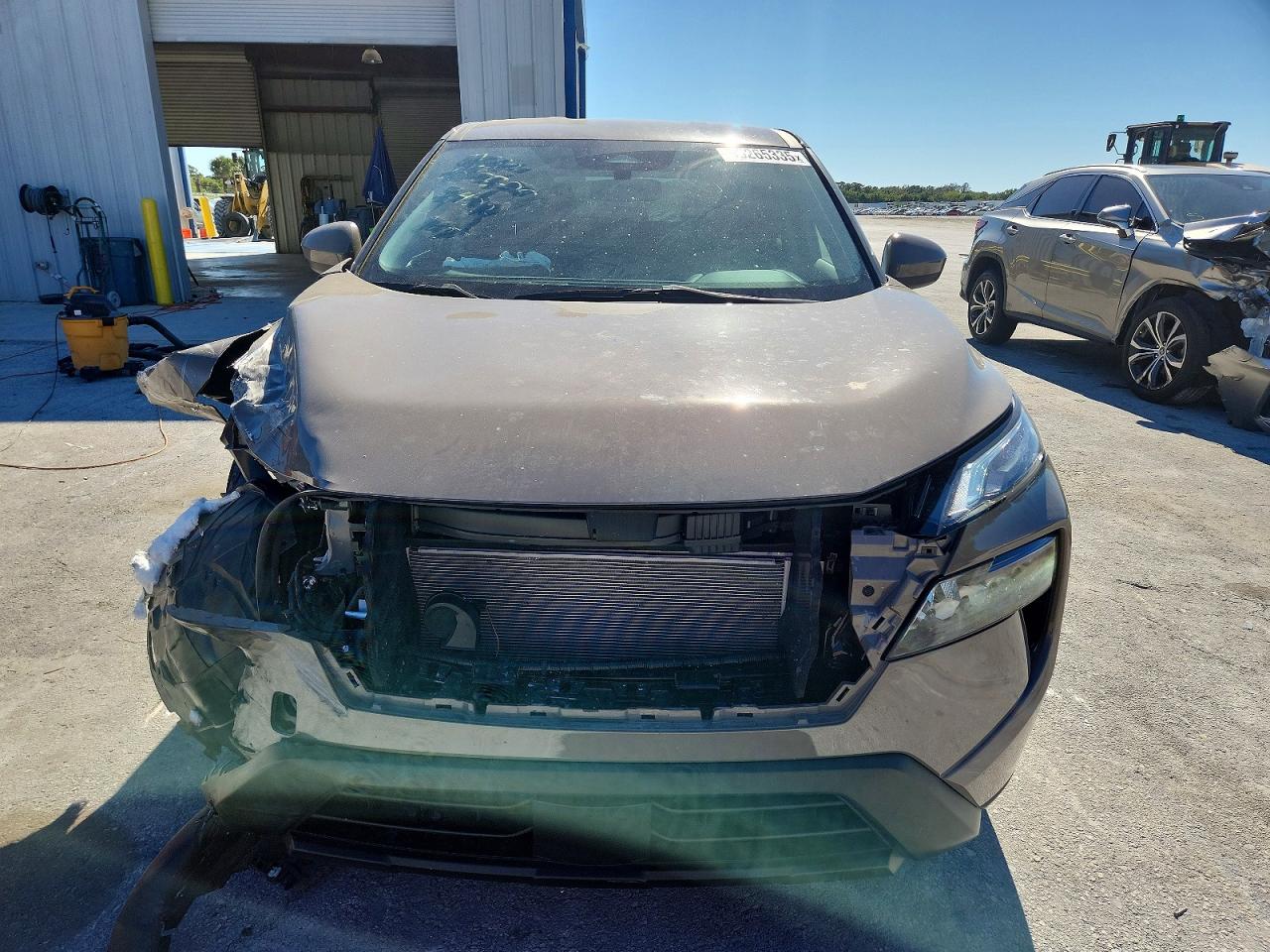 2024 NISSAN ROGUE SV photo 5
