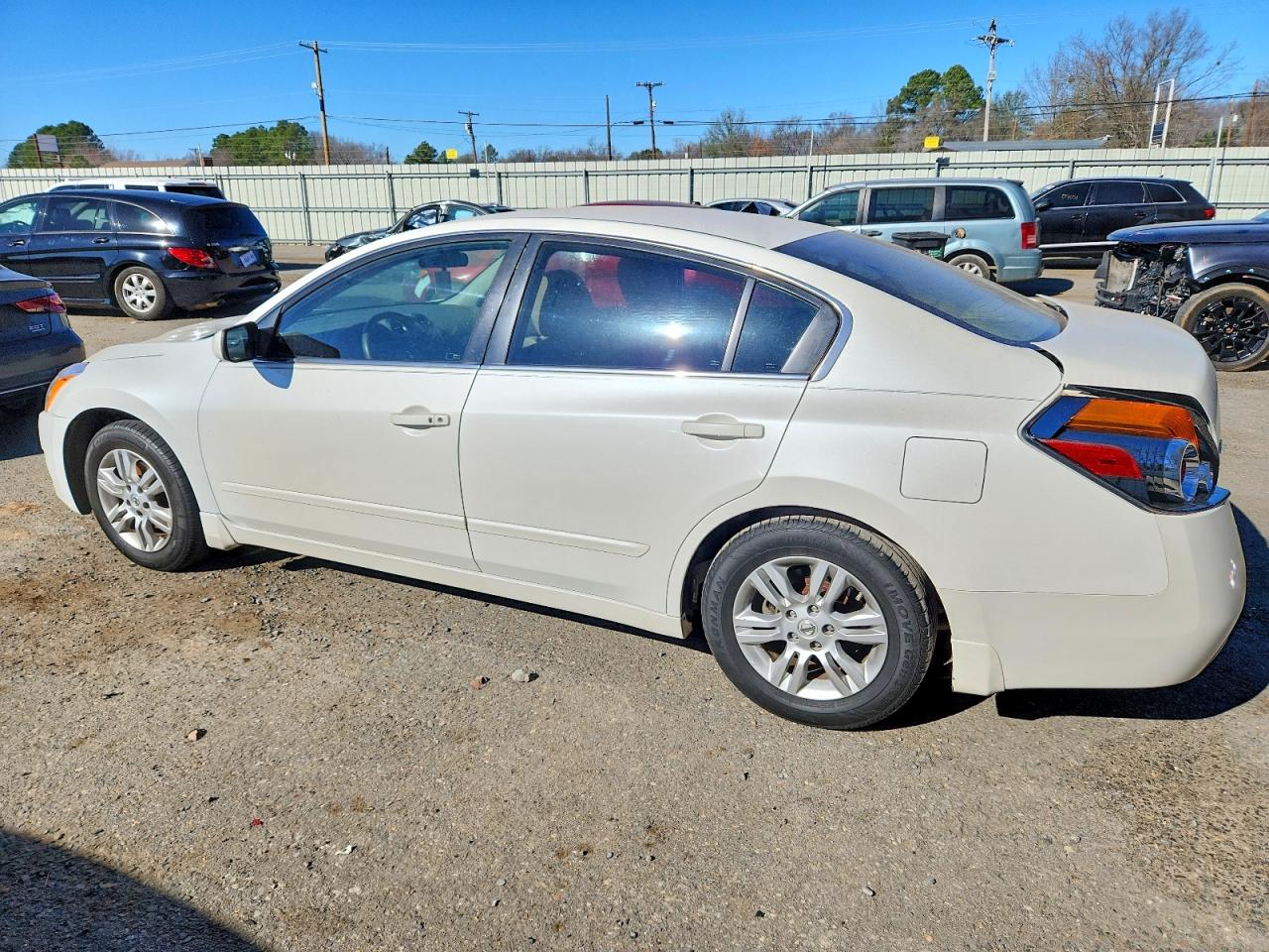 2011 NISSAN ALTIMA BASE photo 2