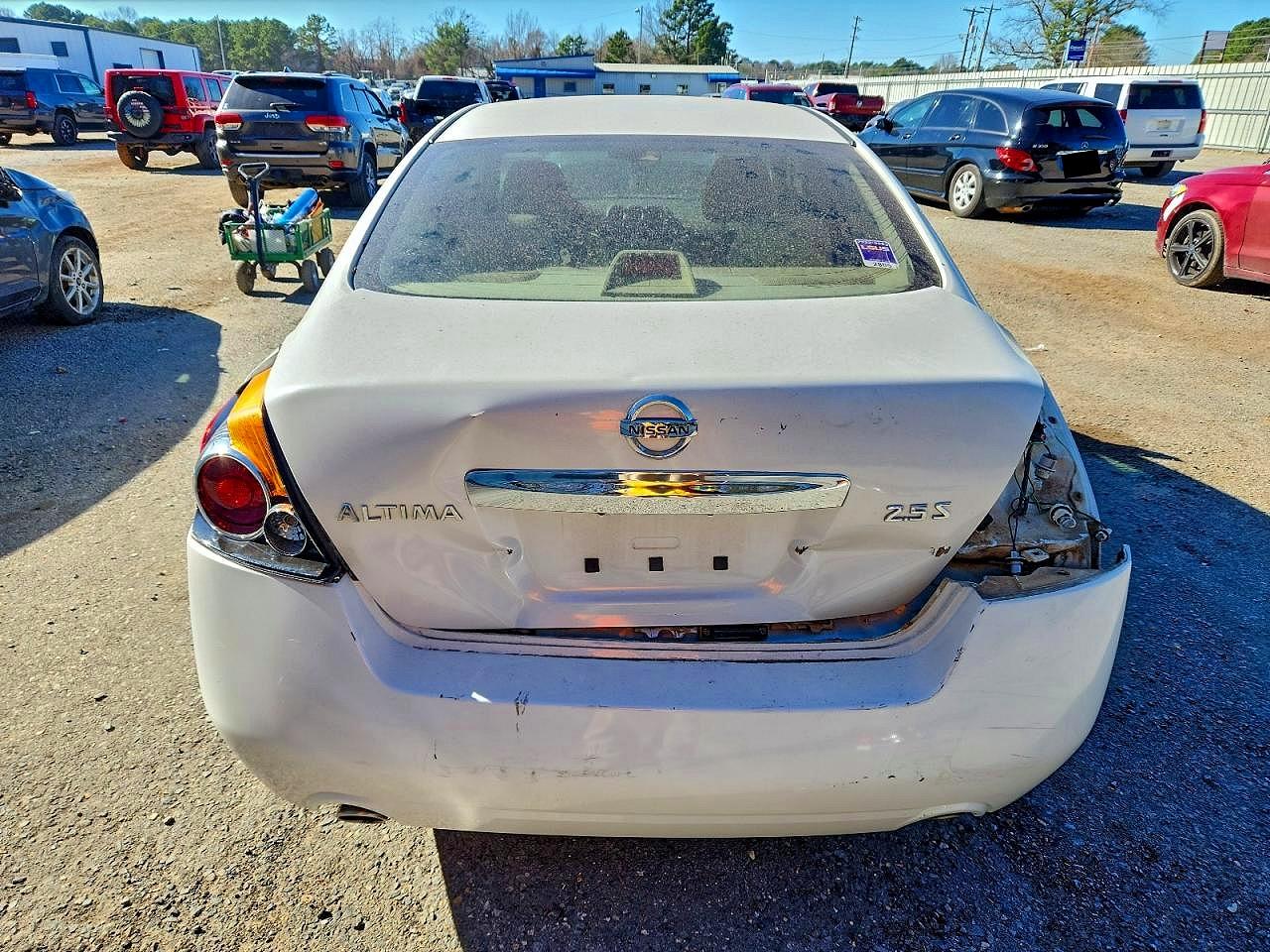 2011 NISSAN ALTIMA BASE photo 6