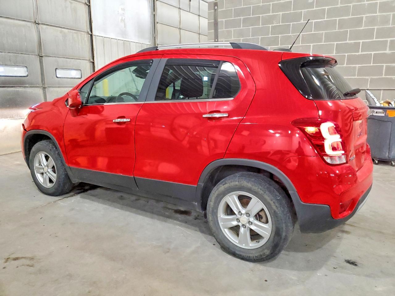 2018 CHEVROLET TRAX 1LT photo 3