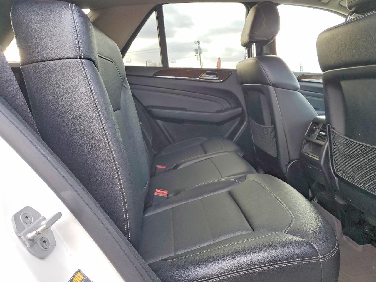2015 MERCEDES-BENZ ML 350 4MATIC photo 11
