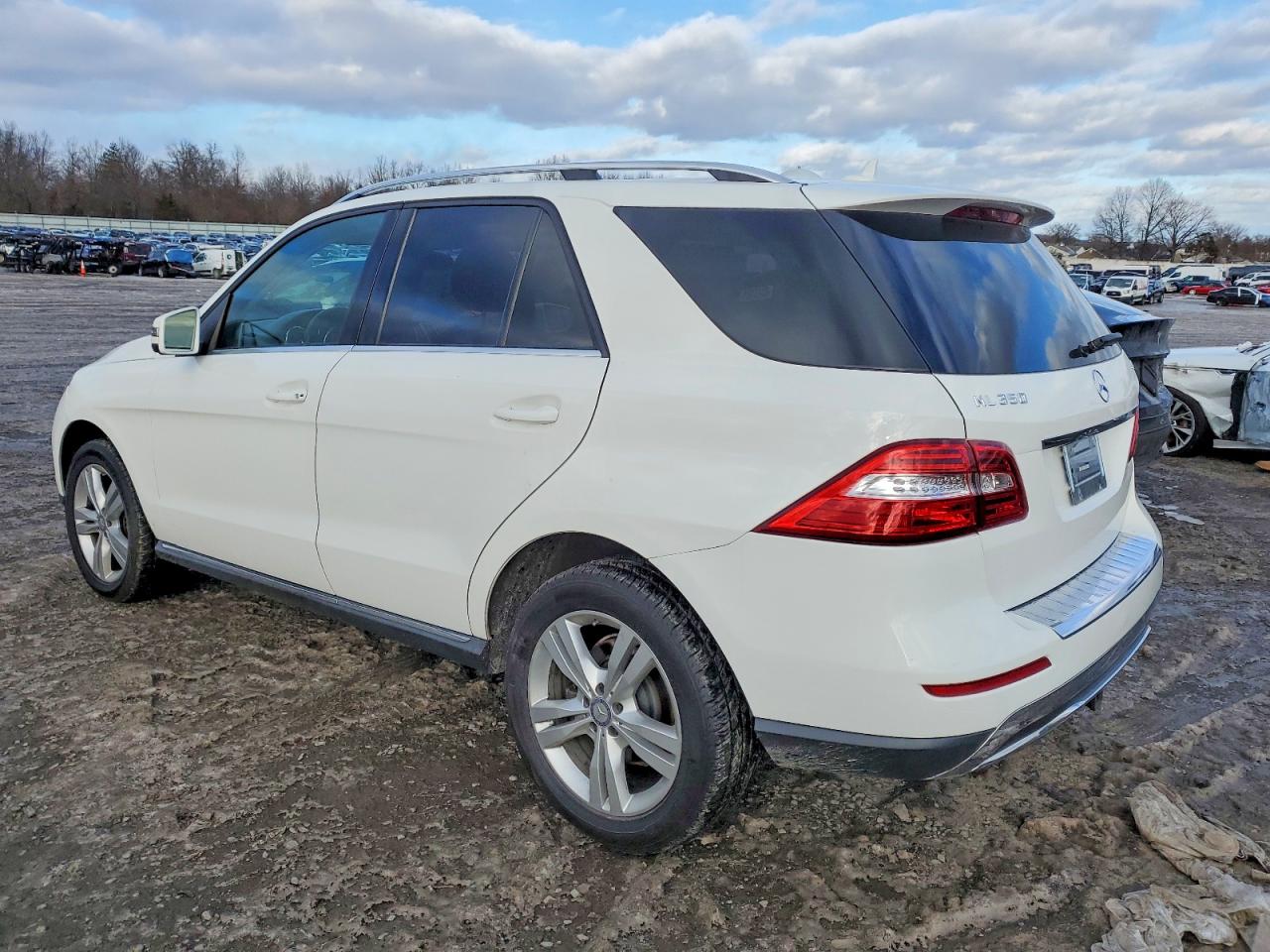 2015 MERCEDES-BENZ ML 350 4MATIC photo 2