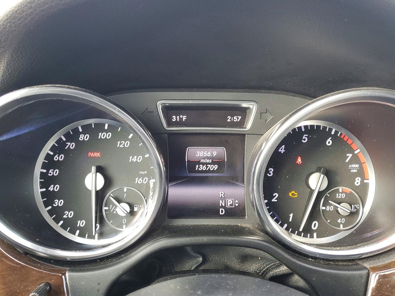 2015 MERCEDES-BENZ ML 350 4MATIC photo 9