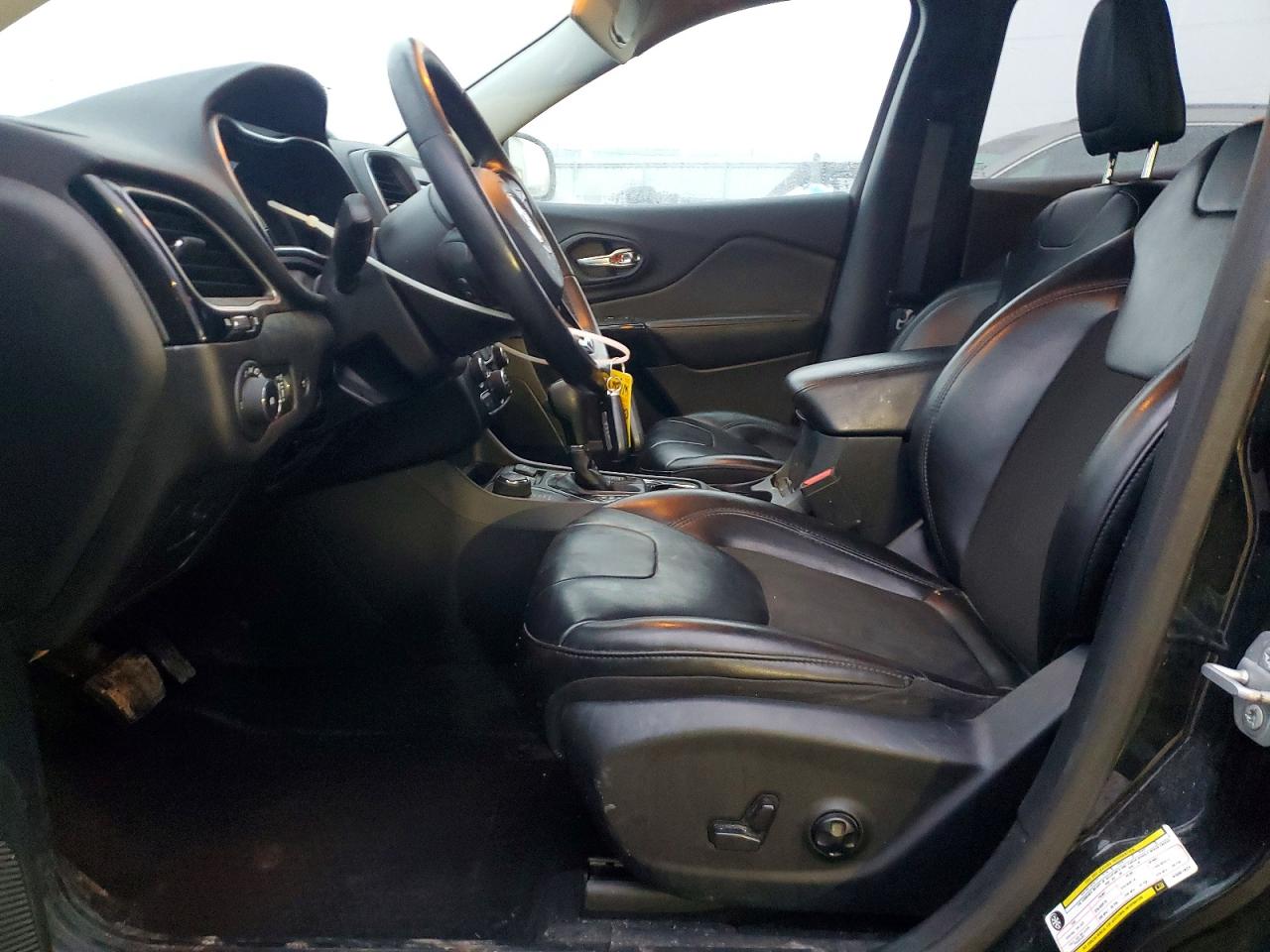 2019 JEEP CHEROKEE LATITUDE PLUS photo 7