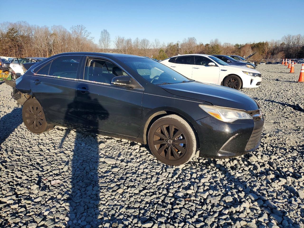 2016 TOYOTA CAMRY XSE photo 4