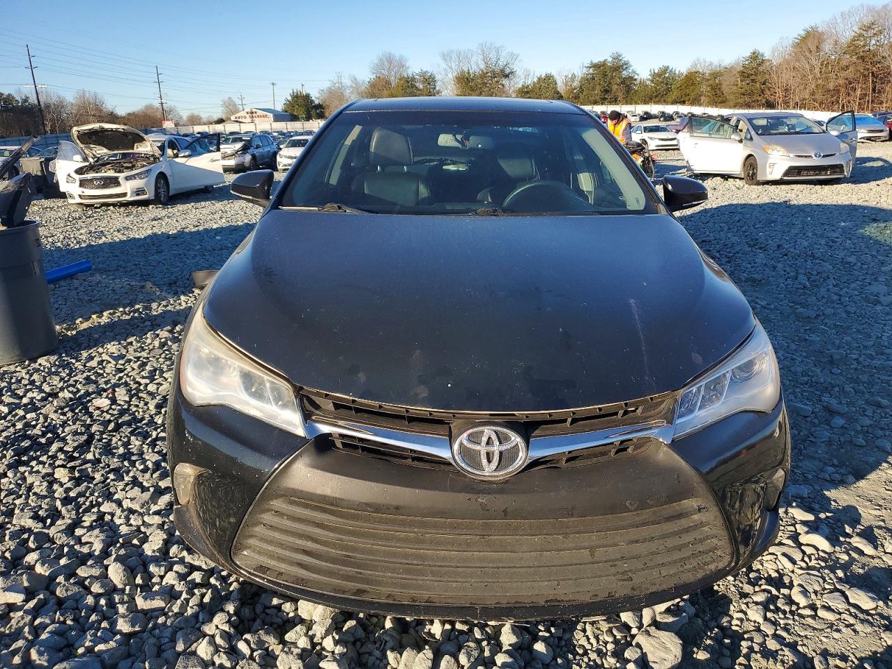 2016 TOYOTA CAMRY XSE photo 5