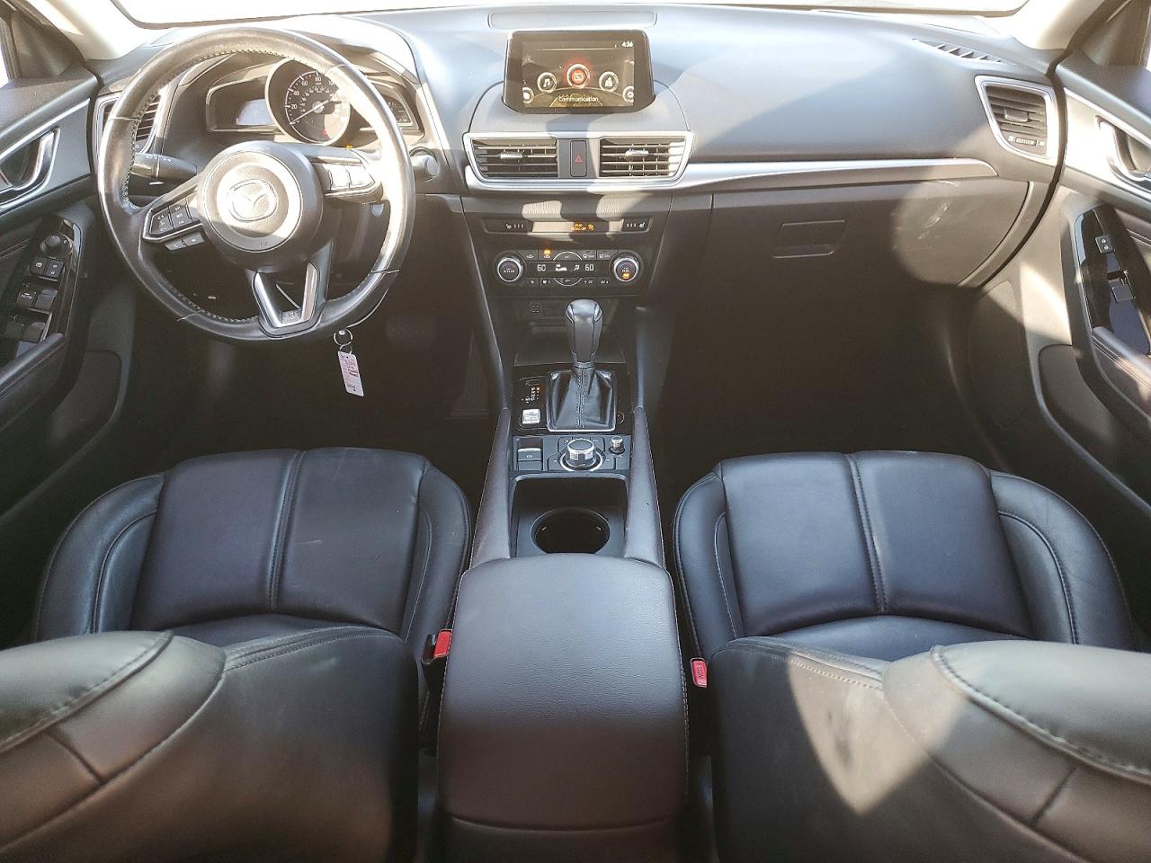 2018 MAZDA 3 TOURING photo 8