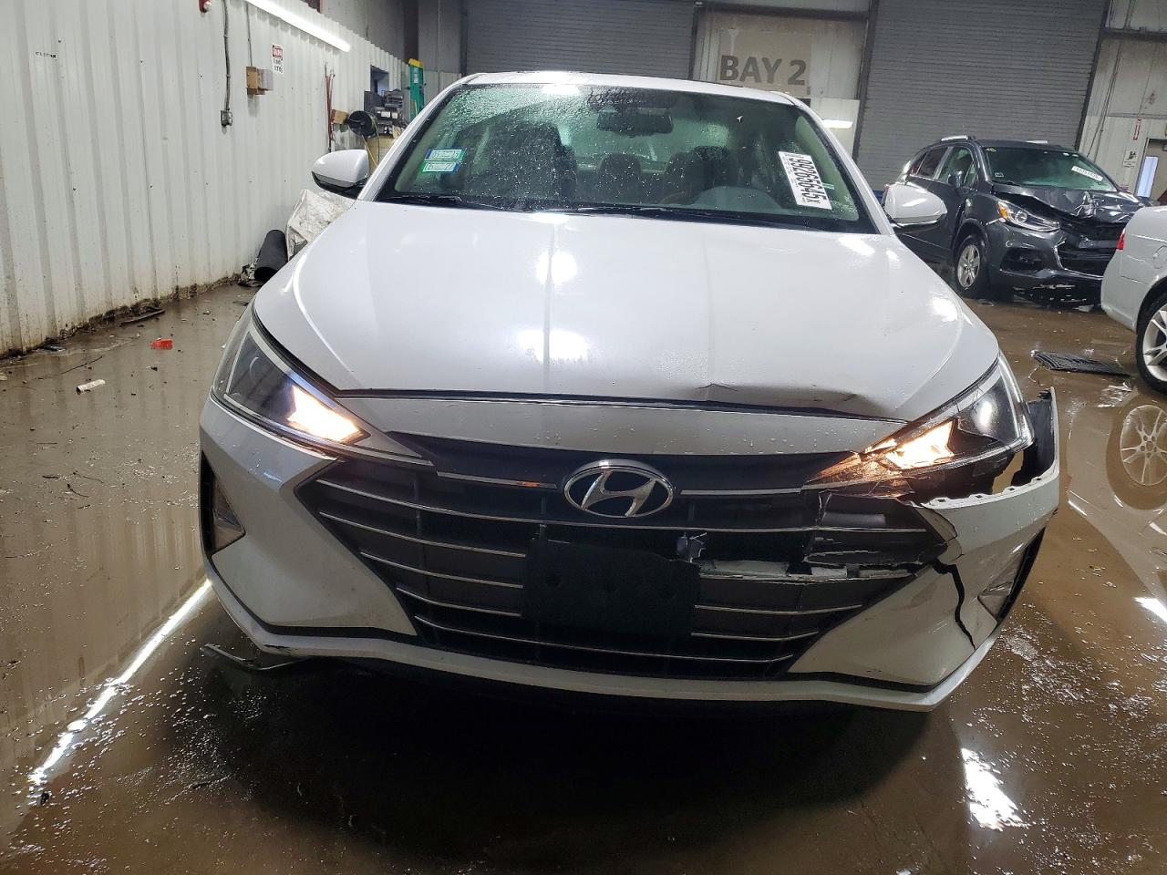 2019 HYUNDAI ELANTRA SEL photo 5