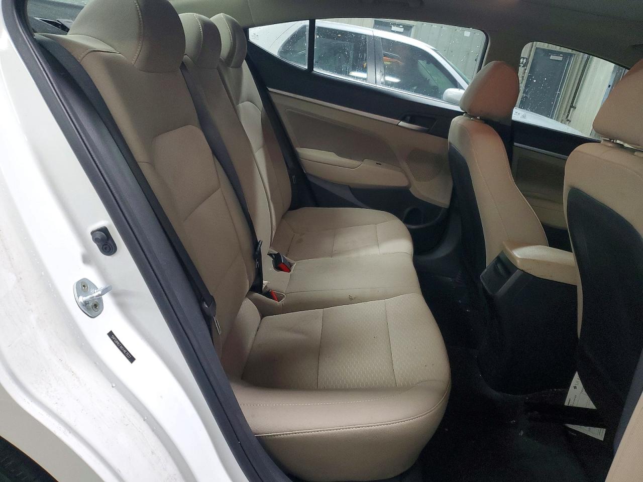 2019 HYUNDAI ELANTRA SEL photo 10
