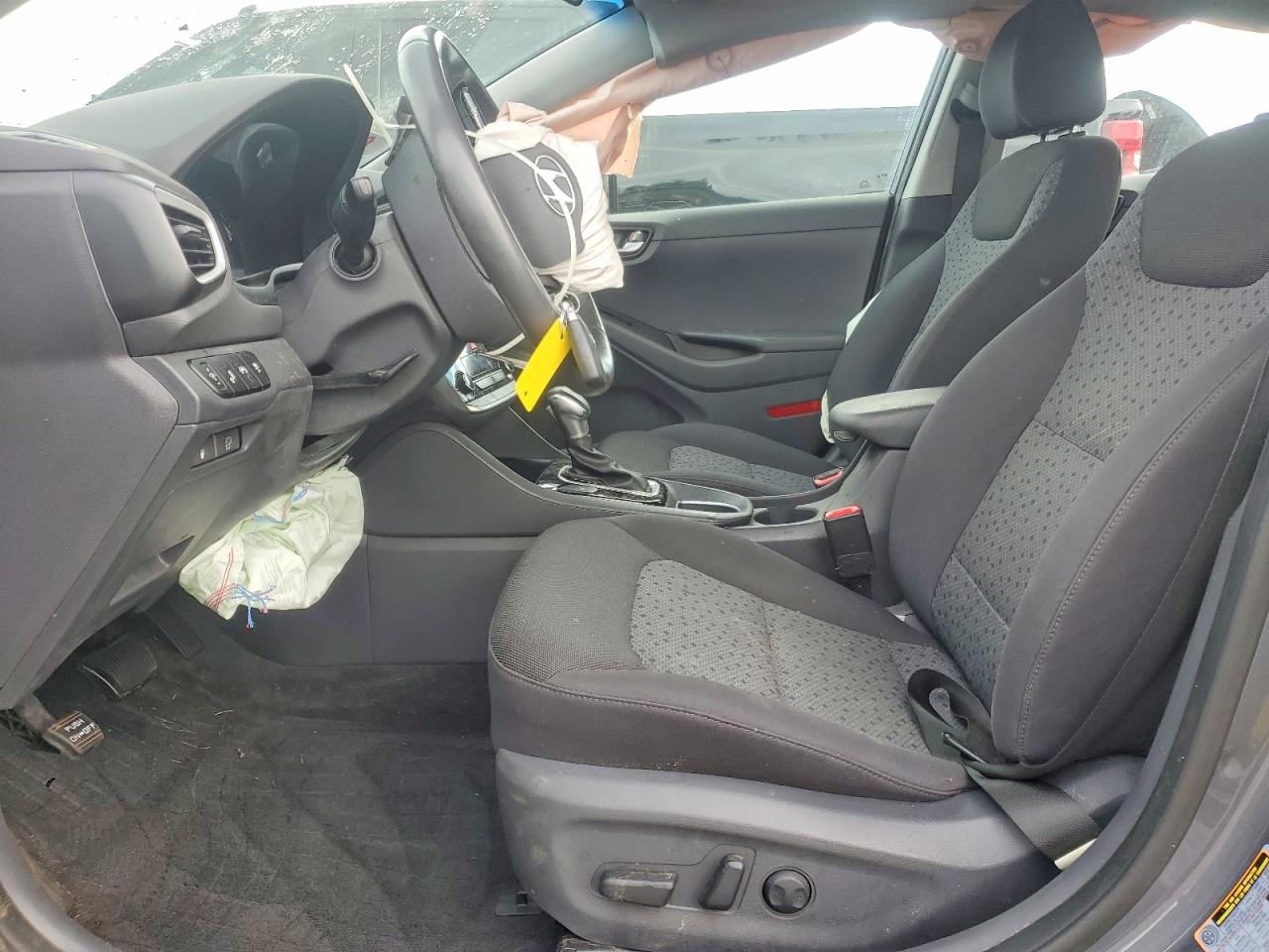 2019 HYUNDAI IONIQ SEL photo 7