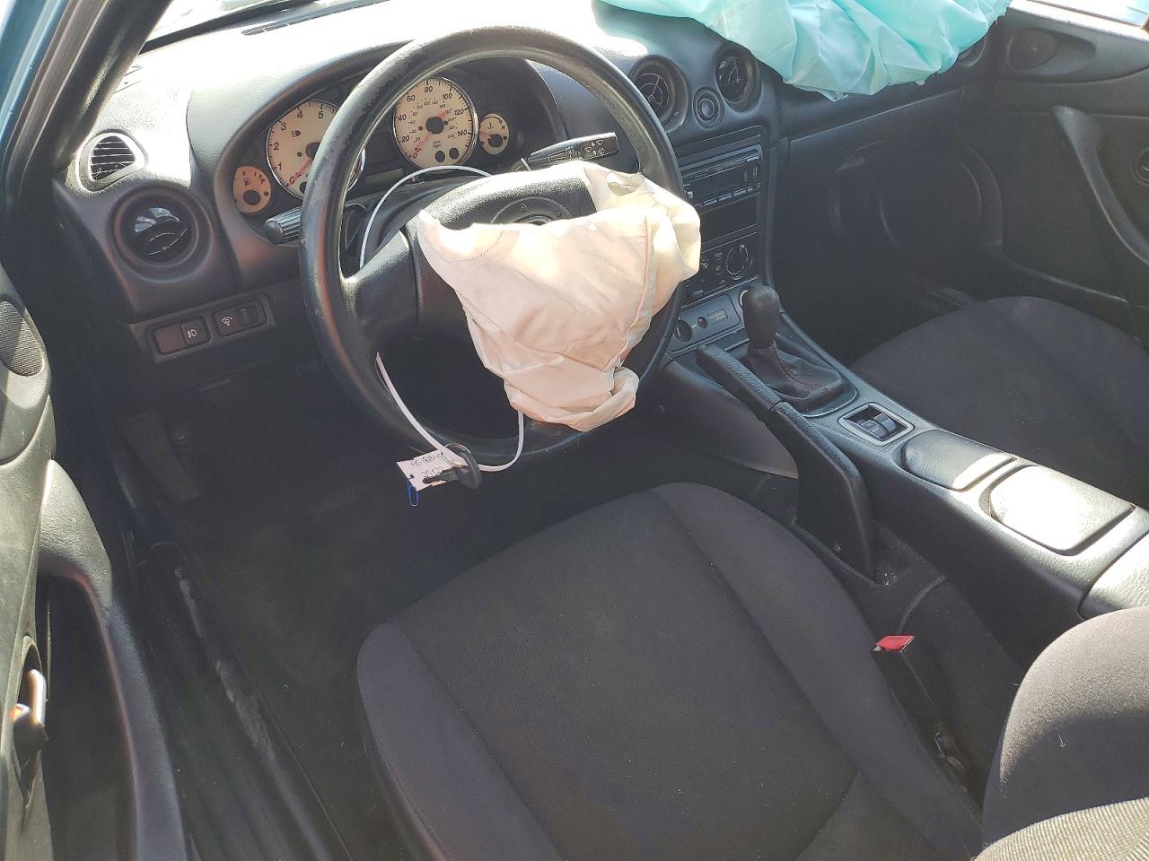 2002 MAZDA MX-5 MIATA BASE photo 22