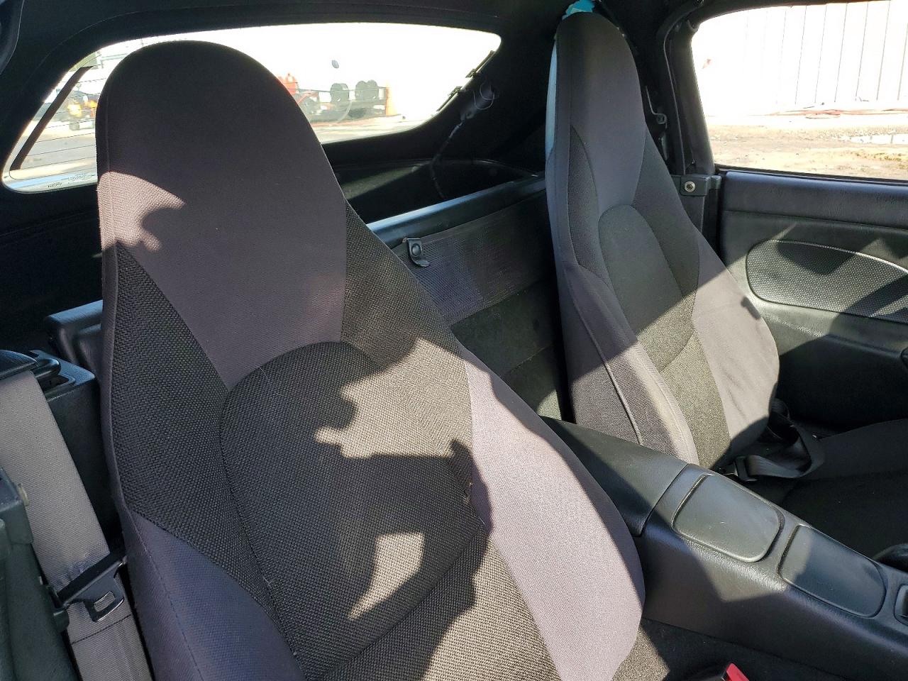 2002 MAZDA MX-5 MIATA BASE photo 28