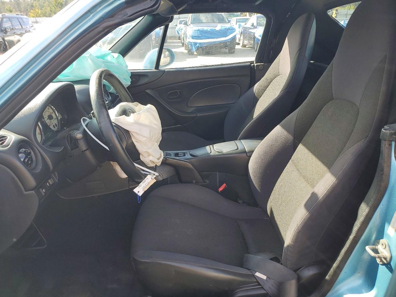 2002 MAZDA MX-5 MIATA BASE photo 19
