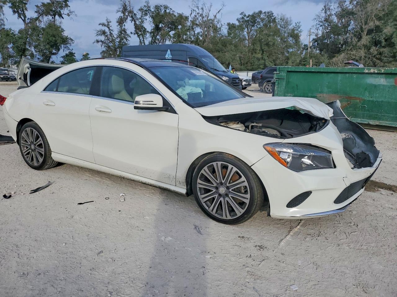 2018 MERCEDES-BENZ CLA 250 4MATIC photo 4