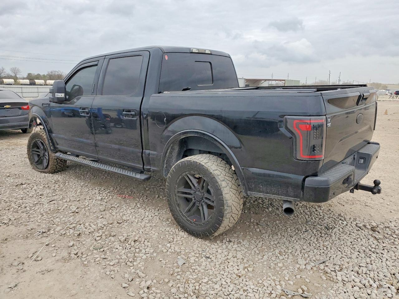 2016 FORD F150 SUPERCREW photo 2