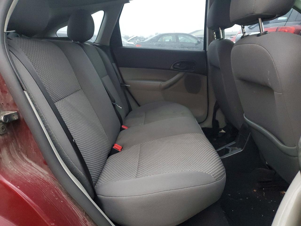 2006 FORD FOCUS ZX5 photo 10