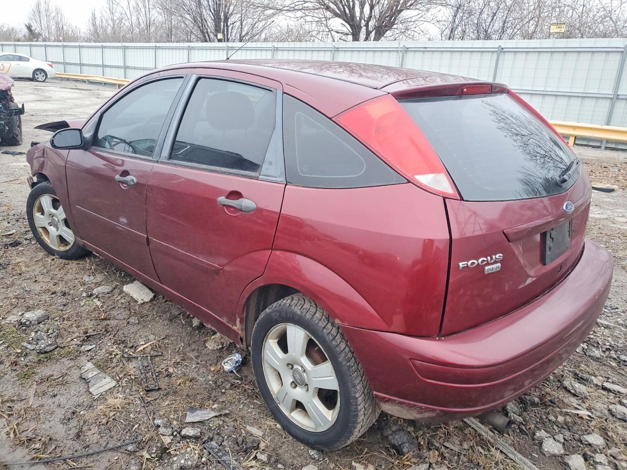2006 FORD FOCUS ZX5 photo 2