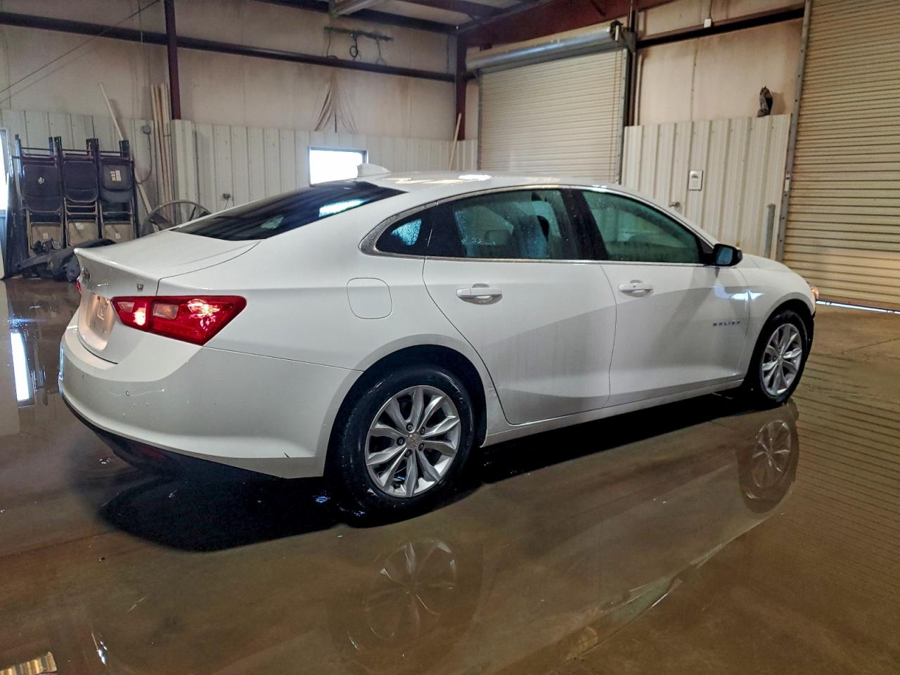 2025 CHEVROLET MALIBU LT photo 3