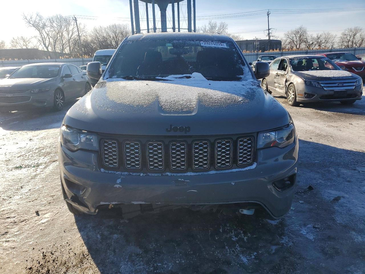 2019 JEEP GRAND CHEROKEE LAREDO photo 5