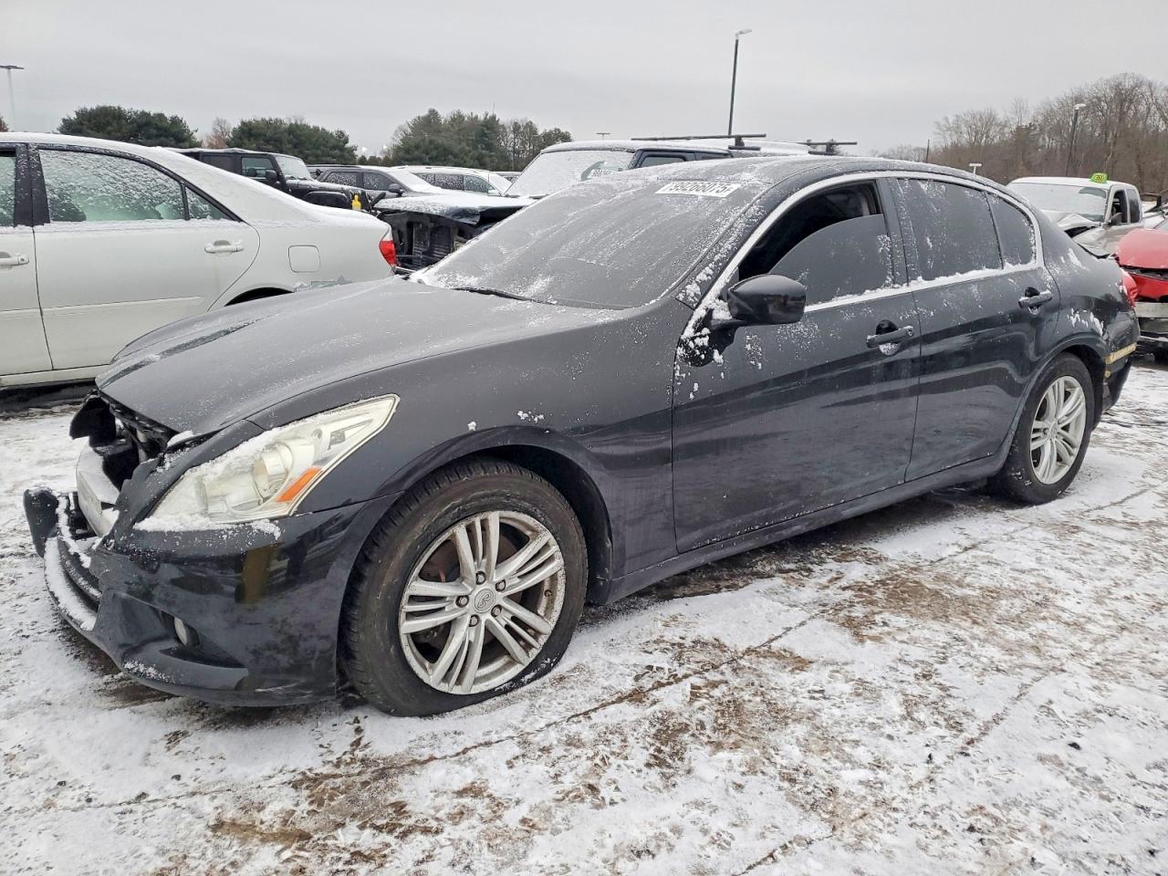 2013 INFINITI G37