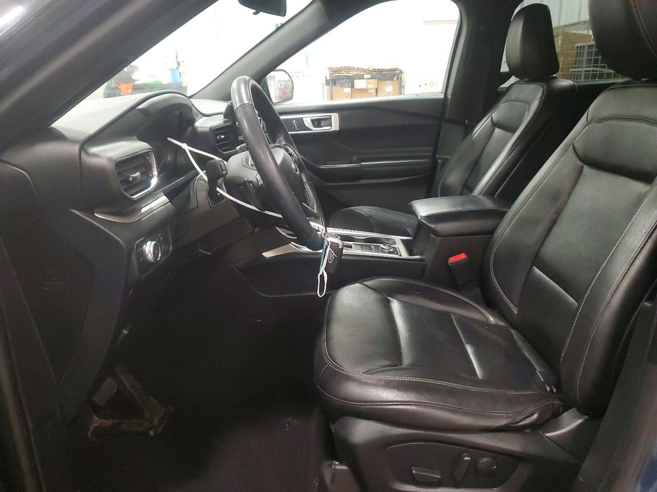 2020 FORD EXPLORER XLT photo 7