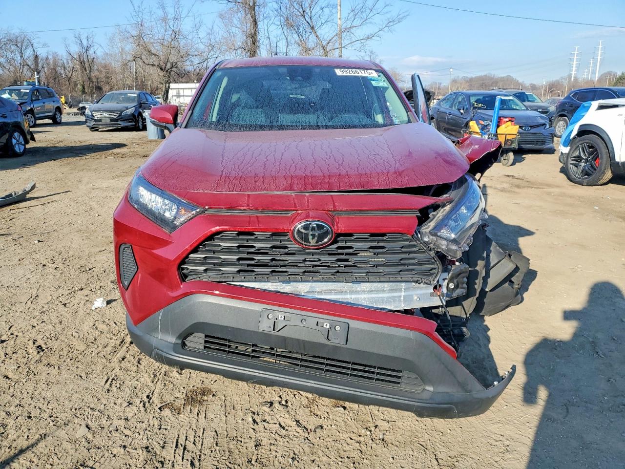 2022 TOYOTA RAV4 LE photo 5