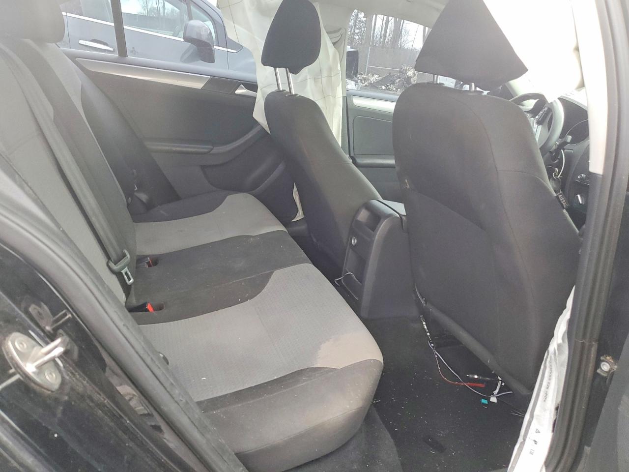 2017 VOLKSWAGEN JETTA S photo 10