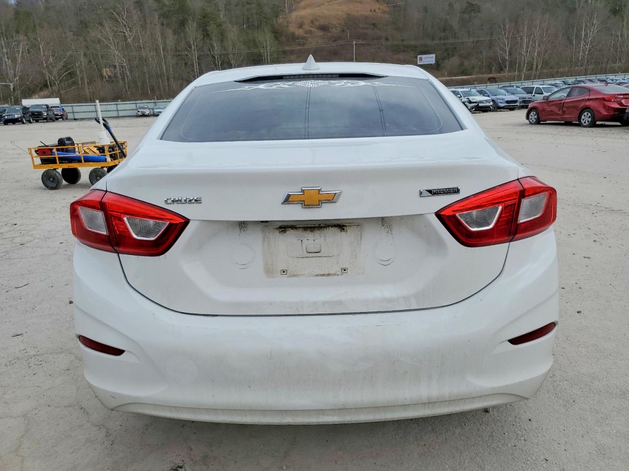 2017 CHEVROLET CRUZE PREMIER photo 6